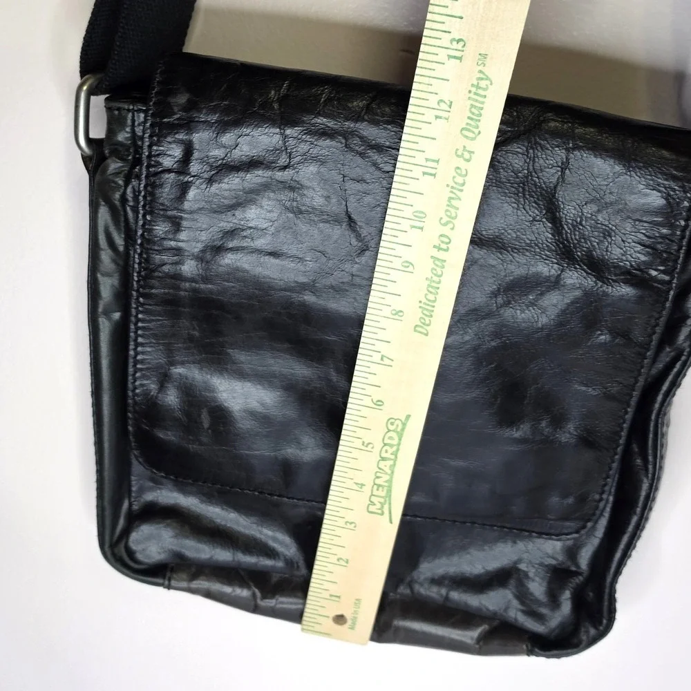 Fossil Indie Sleaze Leather Messenger Crossbody Bag Black Distressed Grunge SM